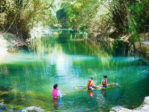 ที่พักหน้าฝน 2566