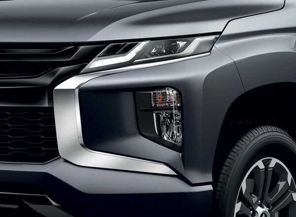 Mitsubishi Triton Mega Cab Plus 2022