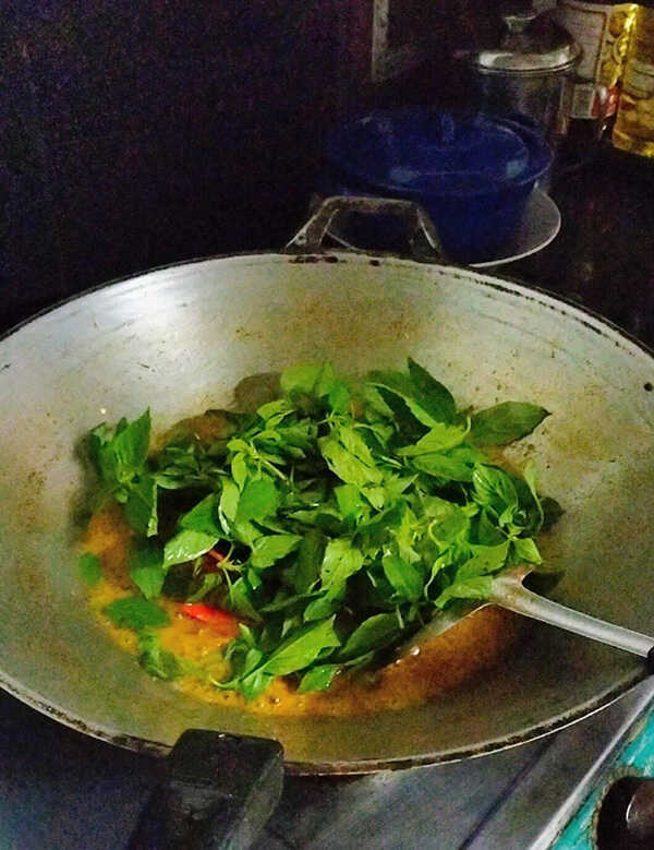 แกงกะทิเนื้อมะเขือพวง สูตรอาหาร เมนูอาหารไทย