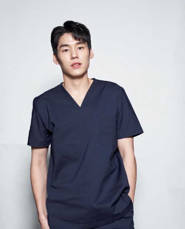 หมอโอ๊บ ธนดล หมอหล่อ