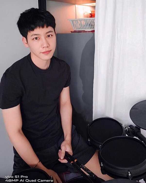 หยิ่น วอร์