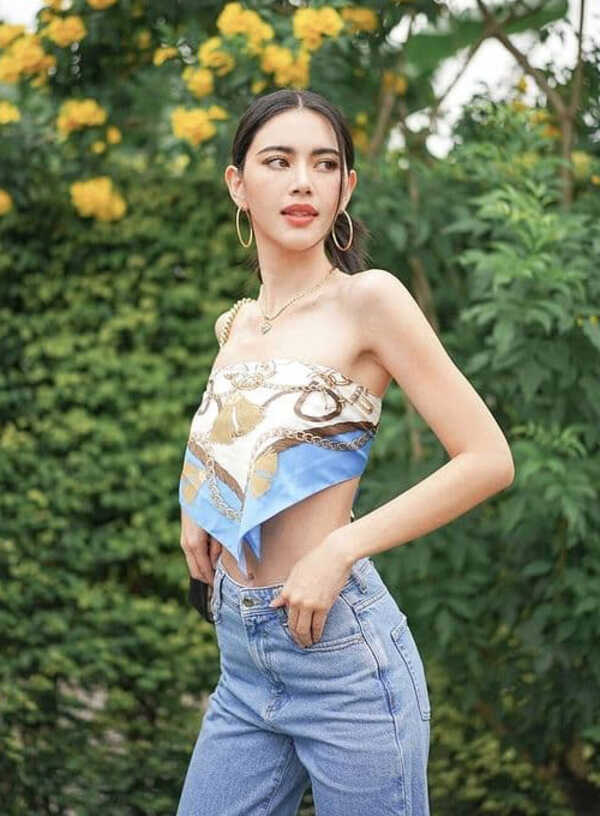ใหม่ ดาวิกา