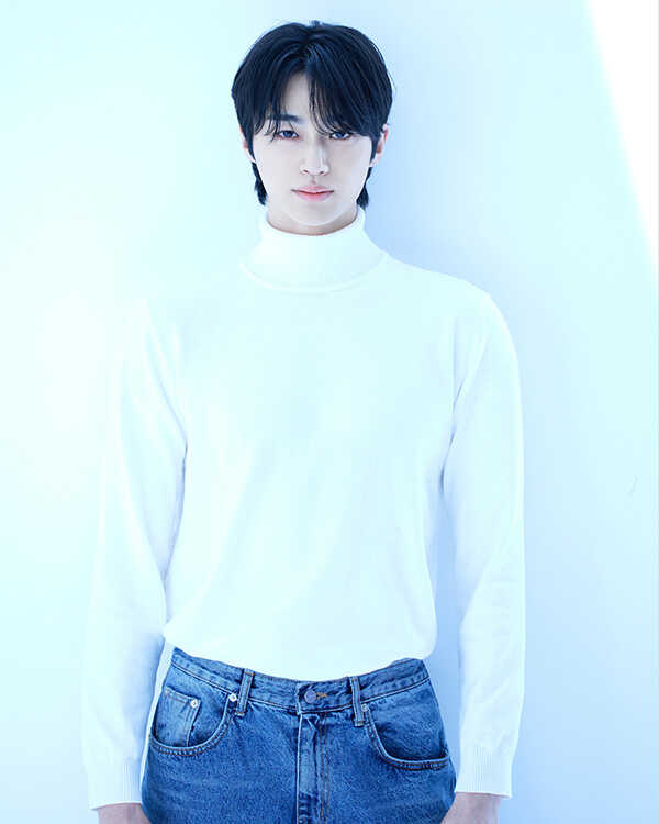 ภาพ บยอนอูซอก รับบท ซองจินอูในซีรีส์ Solo Leveling เวอร์ชั่นไลฟ์แอ็คชั่นของ Netflix