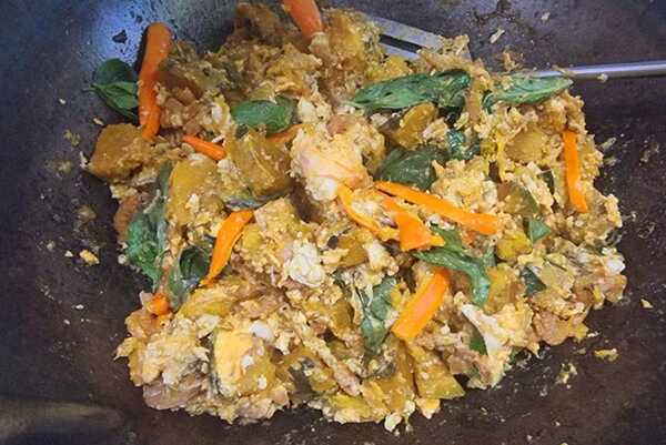 ฟักทองผัดไข่