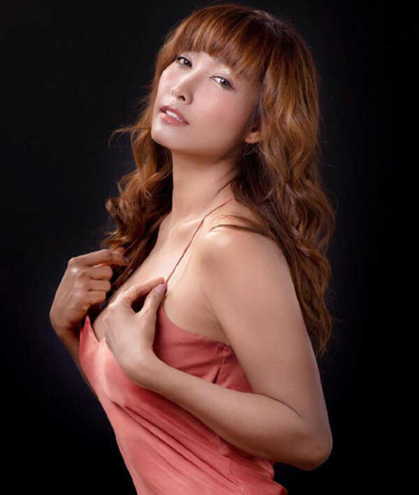 ลูกตาล ชโลมจิต