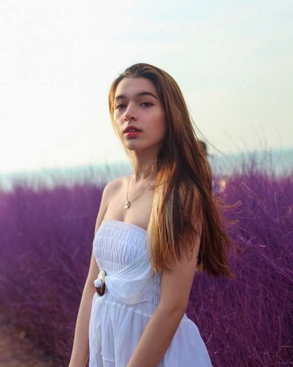 น้องวีวี่ เวอร์โรนิก้า ประวัติ