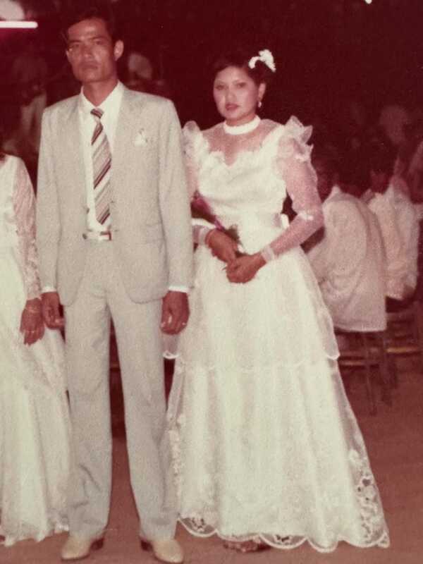 น้ำหวาน กรรณาภรณ์ เอาชุดแต่งงานแม่มาถ่ายการ์ดงานแต่ง 