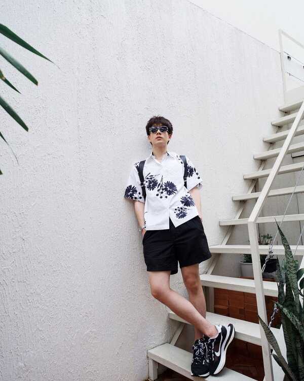 รองเท้าผ้าใบ