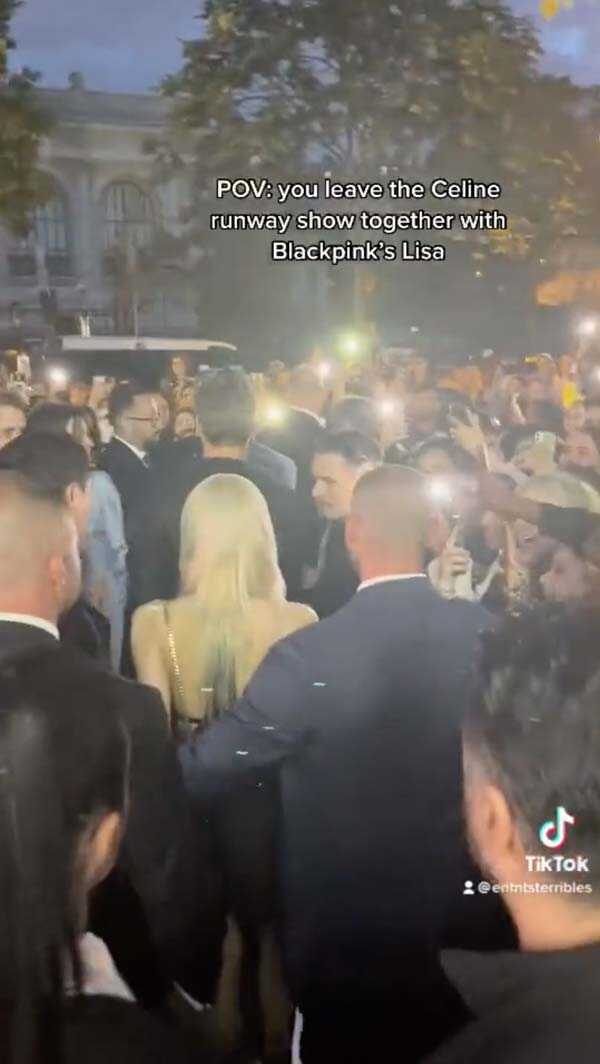 ลิซ่า BLACKPINK