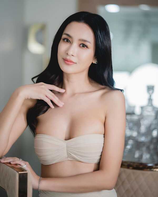 เบนซ์ ปุณยาพร 