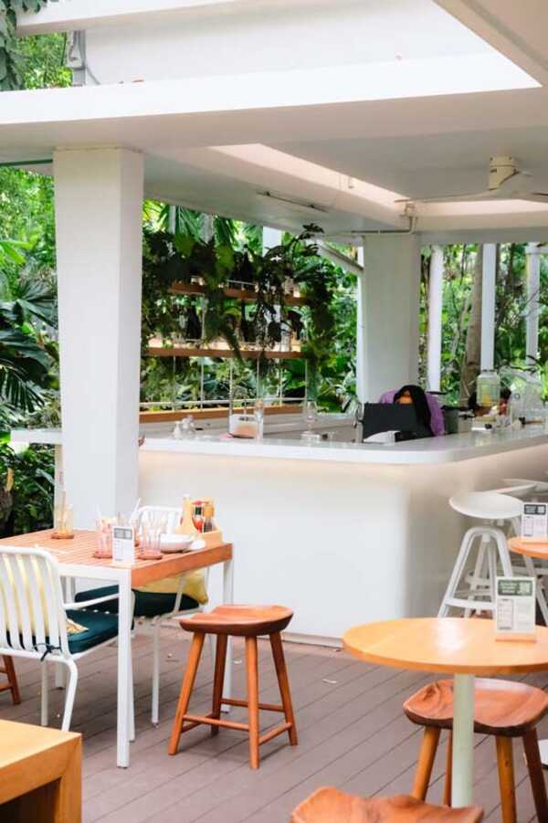 Yellow Lane Cafe