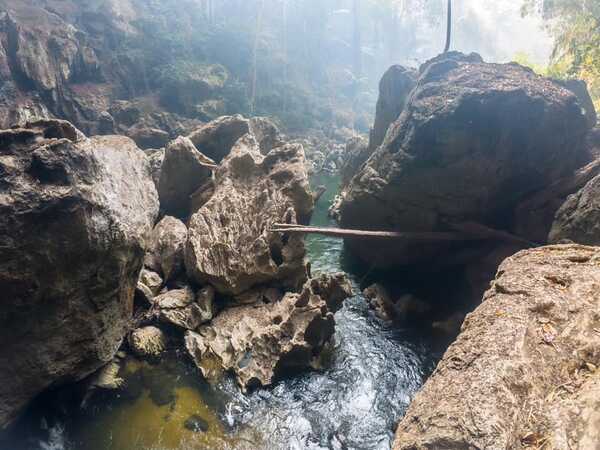 ถ้ำนกนางแอ่น