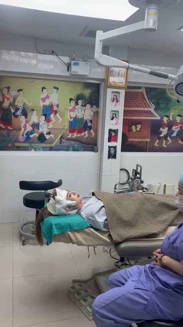 โอลีฟ โตเกียวเนยกรอบ