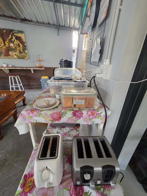 บ้านนึกอนงค์ เกสต์เฮาส์