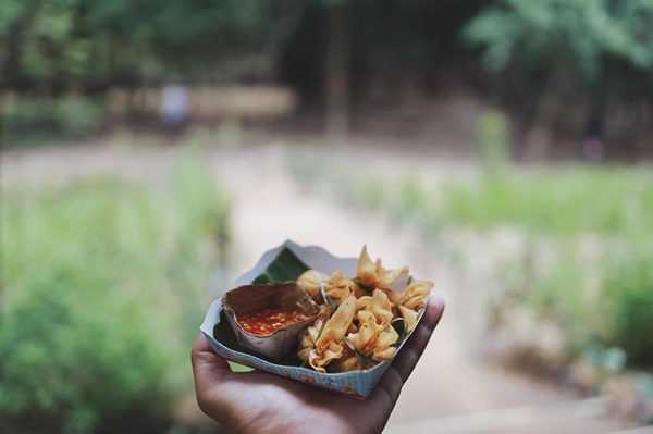 ตลาดโอ๊ะเมิก