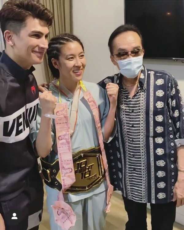 เชียร์ ฑิฆัมพร