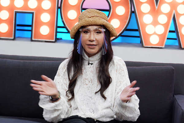 มัม ลาโคนิค