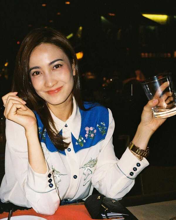 แต้ว ไฮโซณัย