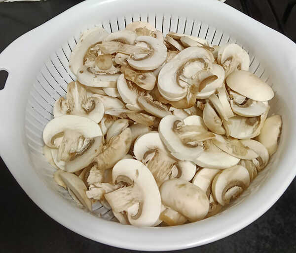 เบอร์เกอร์ไข่เจียวเห็ดกุ้ง เมนูอาหารเช้า อาหารฝรั่ง สูตรอาหาร