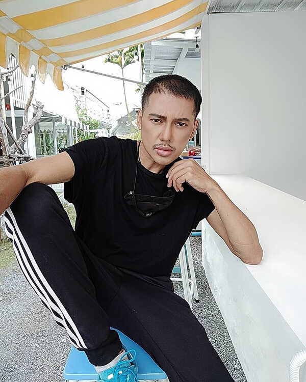 ดีเจเจ๊แหม่ม