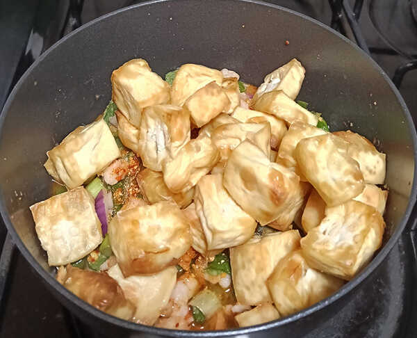 ลาบเต้าหู้กุ้งสับไข่เจียว เมนูลาบ เมนูเต้าหู้ สูตรอาหาร อาหารไทย