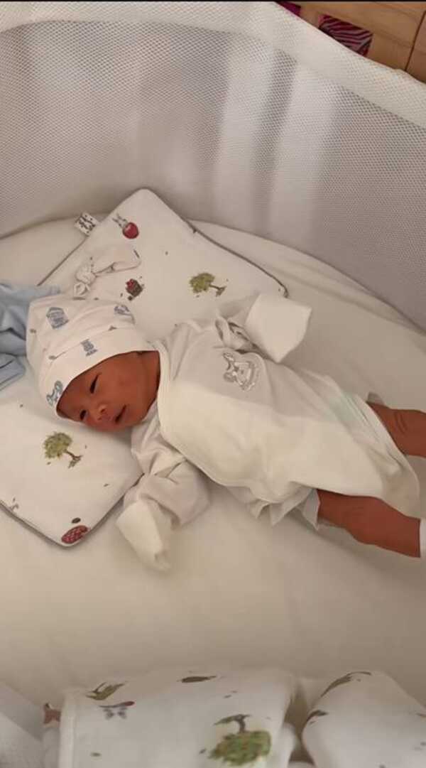 โมเมนต์น่ารัก น้องเกล มาหา น้องพบรัก