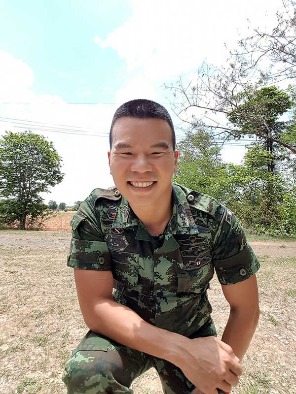 ตู่ ภพธร