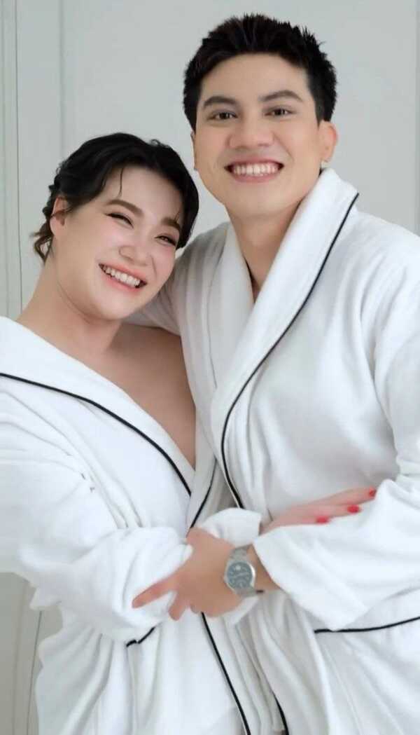 แต่งแล้ว นนนี่ ลูกสาว แอน สิเรียม ควงแฟนหนุ่มเข้าพิธีวิวาห์ เจ้าสาวสวยออร่ามาก