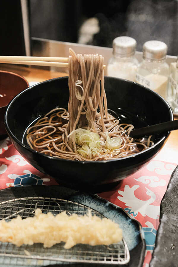 เที่ยวคาวากุจิโกะ  