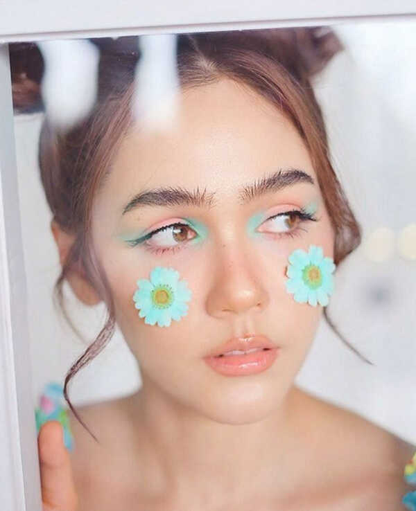 ชมพู่ อารยา