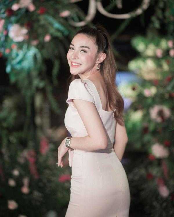 นีน่า สุทัศสรณ์