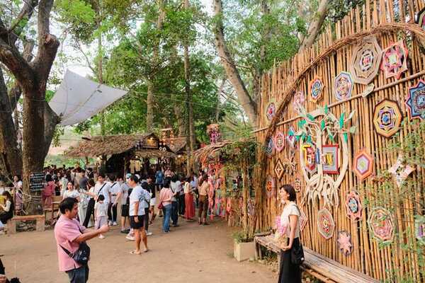 ตลาดโอ๊ะป่อย