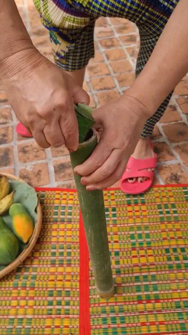 ชมพู่ อารยา