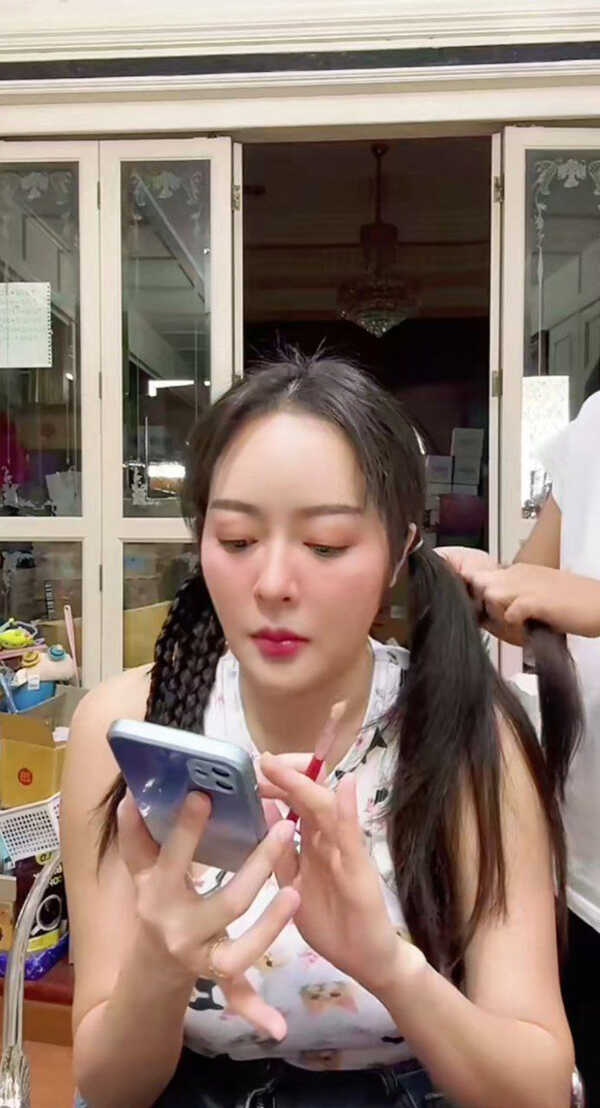 แก้มบุ๋ม ปรียาดา