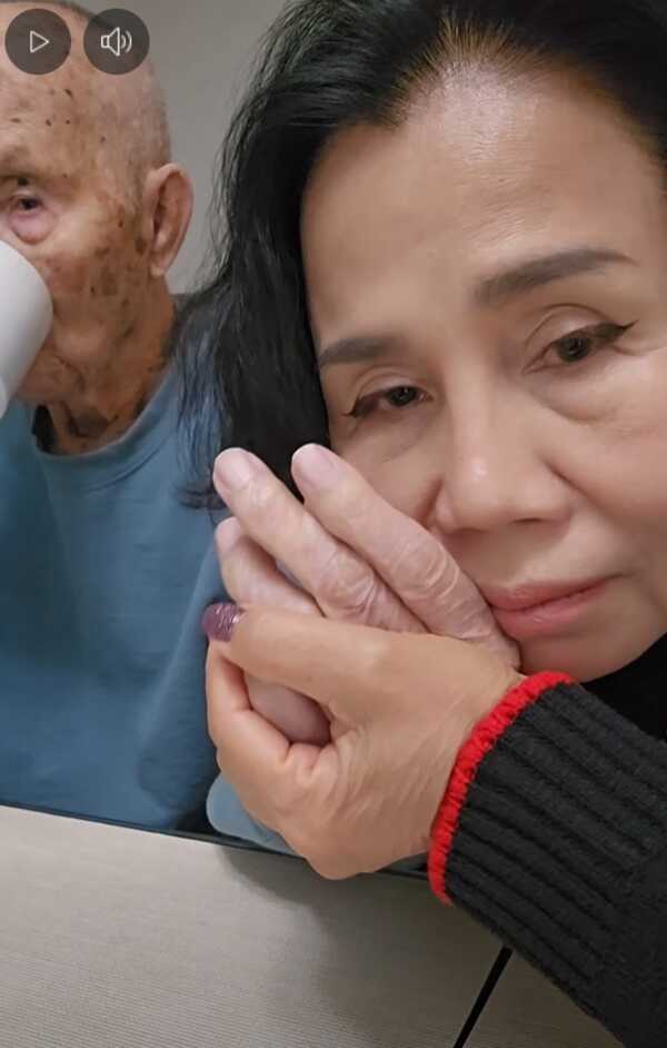  ยายหนิง เผยภาพคุณตาของ ชมพู่ อารยา