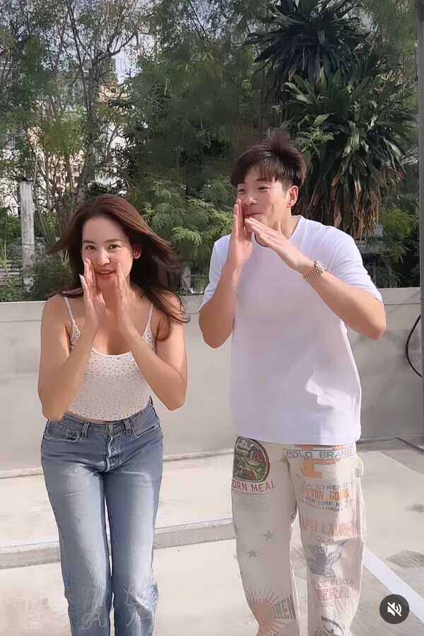  โบว์ เมลดา  อาเล็ก 