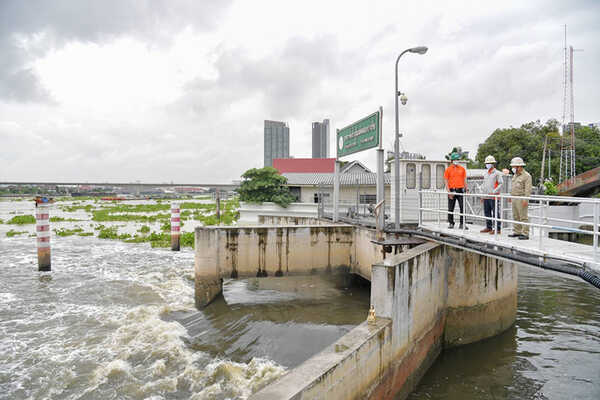 MEA ลงพื้นที่ตรวจสอบระบบไฟฟ้าอุโมงค์ระบายน้ำใต้คลองบางซื่อ