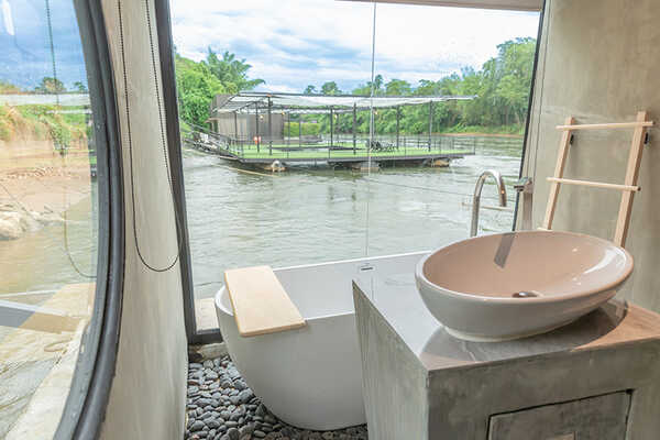 The Tryst River Kwai ที่พักกาญจนบุรีริมน้ำ