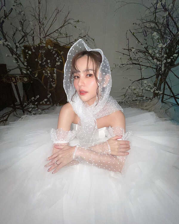 ออม สุชาร์