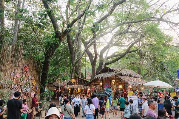 ตลาดโอ๊ะป่อย