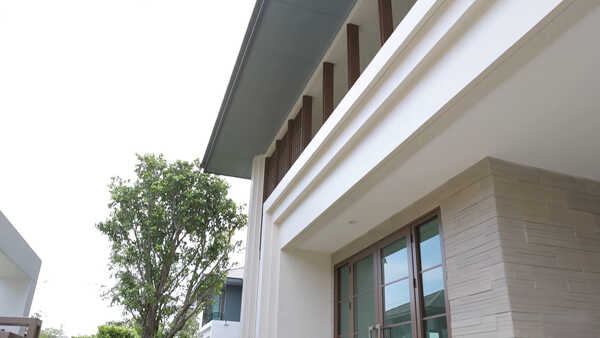 ก้อย อรัชพร 