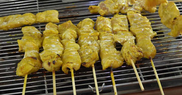 ไก่สะเต๊ะ