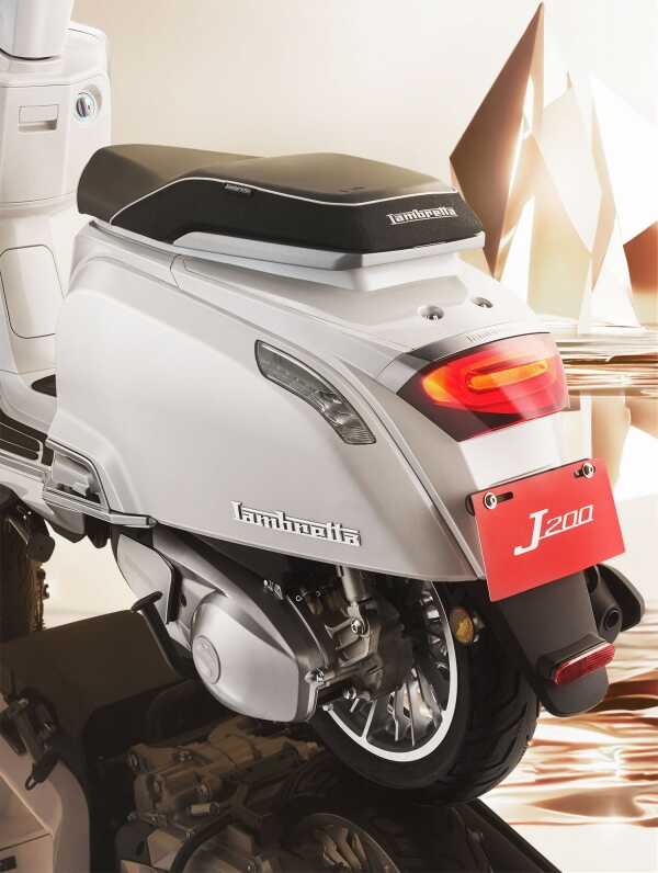 lambretta j200
