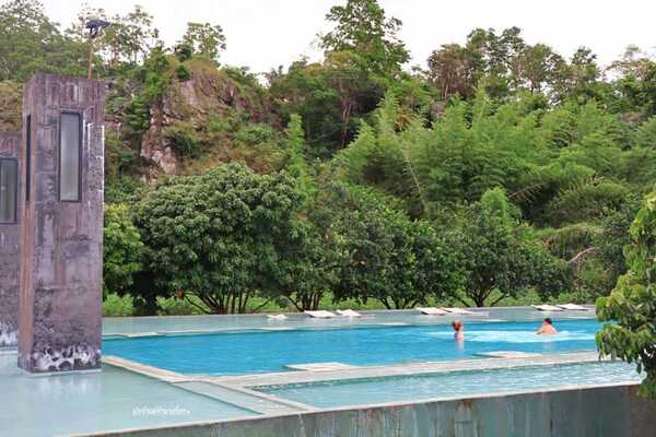 โรงแรมอวตาร มิราเคิลส์ 