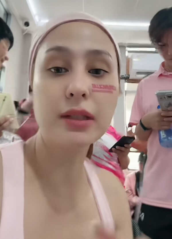 ขวัญ อุษามณี