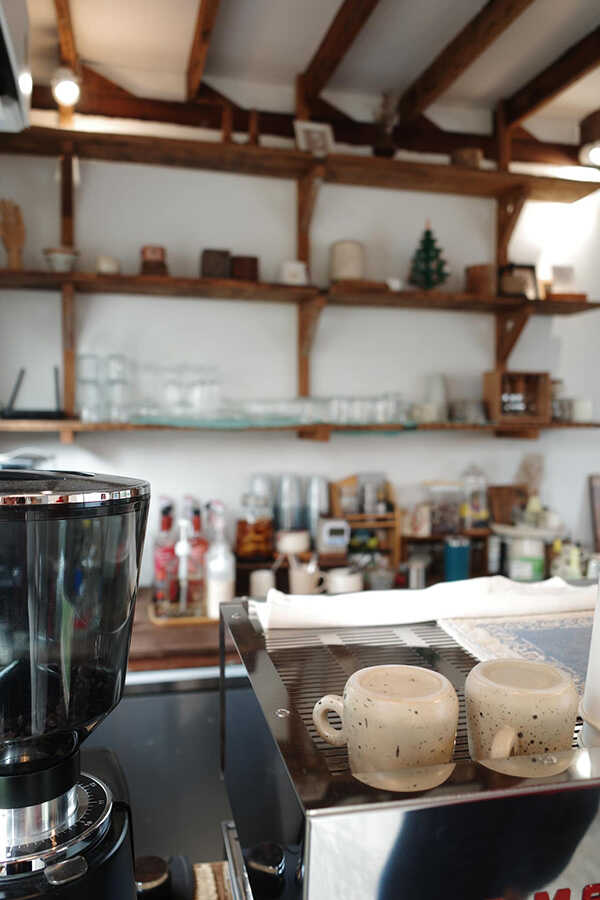 CLAY WOOD กรุงเทพฯ