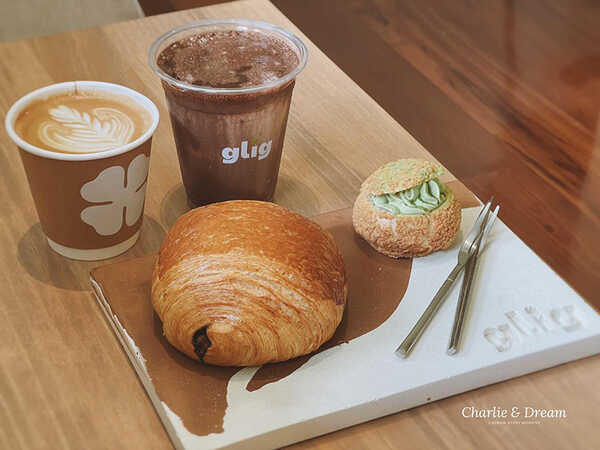 GLIG CAFE เมนูเครื่องดื่ม ชูครีม
