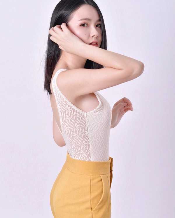 เมย์ พิมพ์ชนก