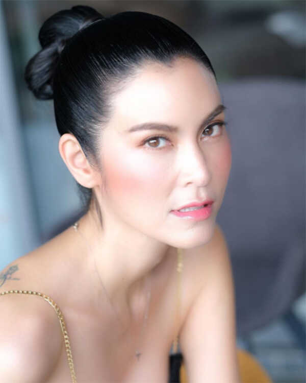 ปิ่น เก็จมณี พัฒนาการความสวย