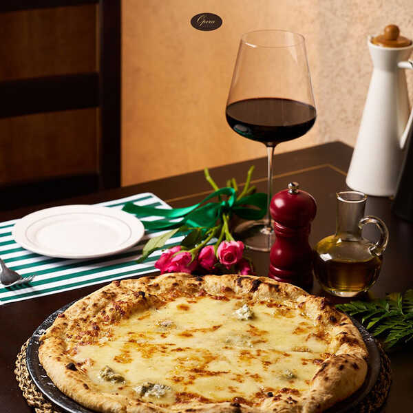 ร้านอาหารวาเลนไทน์ Opera Italian Restaurant